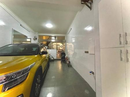 Phân lô, gara ô tô, nhà cực đẹp, nội thất nhập, thang máy, bán nhà Triều Khúc, giá 7 tỷ