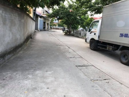 Chủ cần tiền gấp cần bán mảnh đất trục chính An Đà, Đặng Xá liên hệ 0983253436