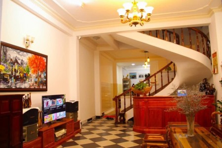 Bán nhà mặt tiền Trần Khánh Dư, 7 pn, đang kinh doanh, đã hoàn công, lh 0975.496.909