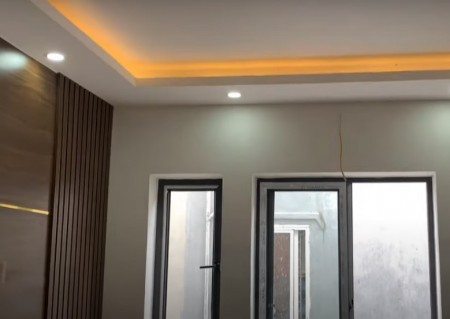 Bán nhà hẻm Tân Phú. Xe hơi tránh, diện tích sử dụng 51m2, 2 lầu đúc, chỉ hơn 5 tỷ
