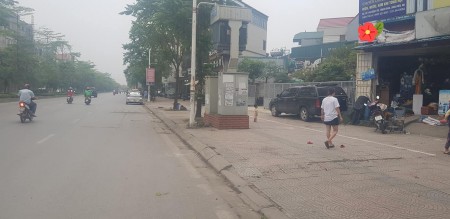 Lô góc Cổ Linh, Thạch bàn, diện tích 98m, rộng 11m, ô tô tránh, giá bán 11 tỷ
