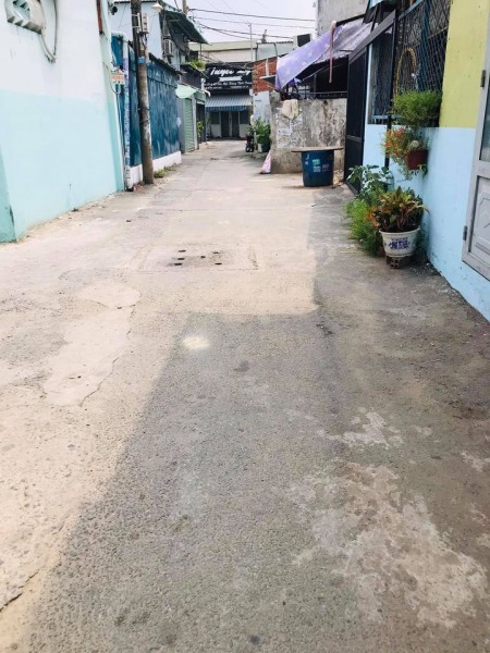 Bán nhà đường Nguyễn Văn Lượng, ô tô tránh diện tích 35m2 giá bán 3.9 tỷ