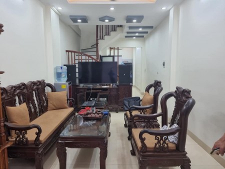 Bán nhà Lê Quang Đạo 30m2 ,an sinh tuyệt vời với 4 phòng ngủ, giá đúng 3 tỷ.
