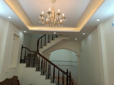 Siêu Phẩm Ngô Quyền Quận Hà Đông, diện tích 57m2, 4 Tầng, Ôtô Đỗ giá chỉ 3,9 tỷ