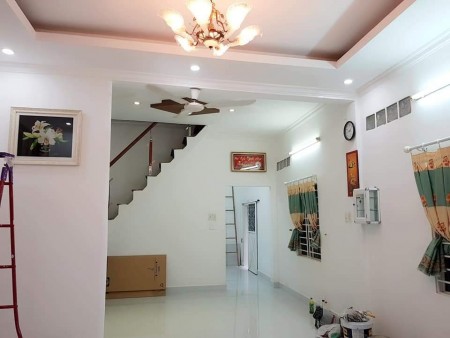 Bán nhà 2 tầng Phú Thọ Hoà, Quận Tân Phú, diện tích 4.3 x 10, giá bán 3.8 tỷ
