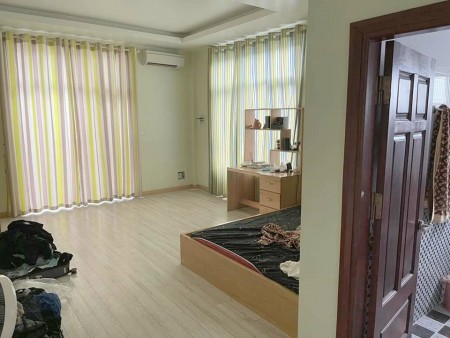 Bán nhà nguyên căn chính chủ tại Tả Thanh Oai, ngõ ba gác, diện tích 50m2, giá 3,3 tỷ