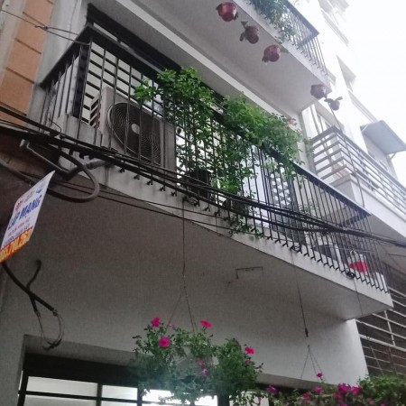 Bán nhà thổ cư chỉ 8tỷ 2 đt 60m2, ô tô tránh, Hoàng Ngân, Trung Hòa, Quận Cầu Giấy