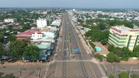 Đang gặp khó khăn mùa dịch cần bán gấp Đất nằm đối diện khu công nghiệp huyện Đồng Xoài 2