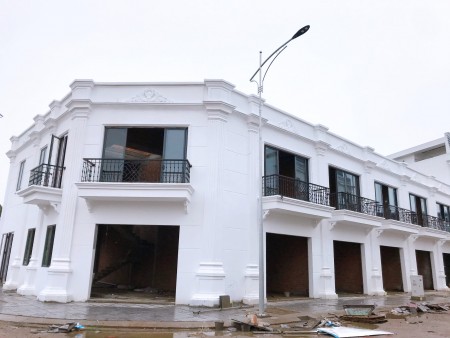 Bán nhà liền kề phong cách Châu Âu, sở hữu lâu dài, thanh toán 20% nhận nhà