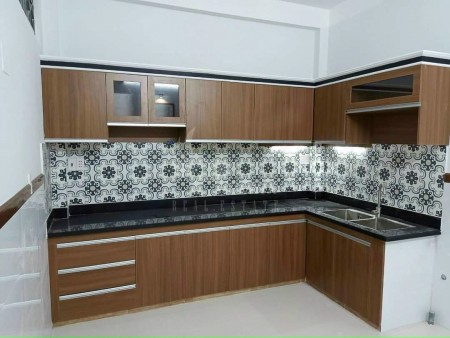 Chính chủ ngộp ngân hàng bán nhà Tân Phú 49m2 1 lầu 1 lửng hẻm ô tô 4m