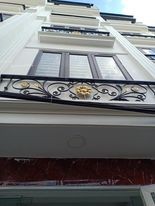 Bán Nhà Vương Thừa Vũ, Thanh Xuân dt 40m2 xây 5 tầng Mới, giá nhỉnh 4 tỷ