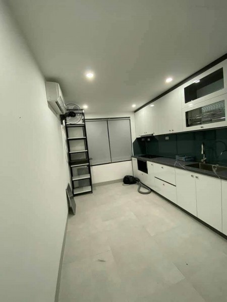 Bán nhà nguyên căn Bạch Mai, thiết kế tinh tế tặng nội thất, giá bán chỉ 2.5 tỷ