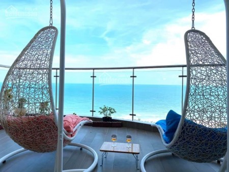 Cần bán căn hộ 3PN tầng cao view biển 3 ban công lớn full nội thất giá chỉ 5,6 tỷ (đã VAT)