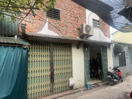 Cần bán đất Giang Biên Long Biên 94m tặng nhà cấp 4 giá 2,6 tỷ nhiều tiện ích