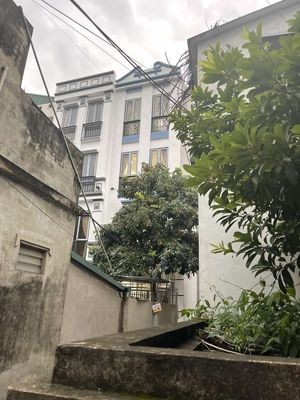 Bán nhà Hoàng Mai, phân lô ô tô đỗ, diện tích 40m2, 5 tầng, mt 4m, giá bán 5 tỷ
