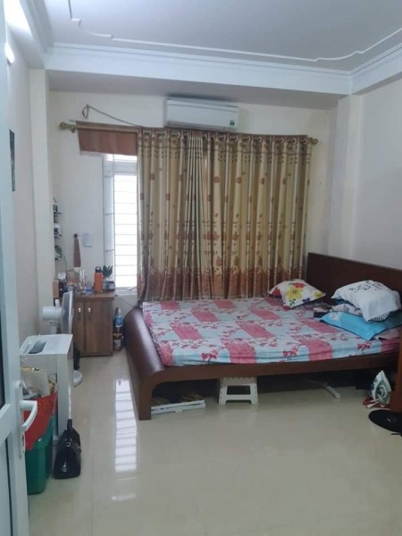 Bán nhà ở Hoàng Quốc Việt, khu phân lô, Ô tô vào nhà chỉ với 7 tỷ 0939.28.6833