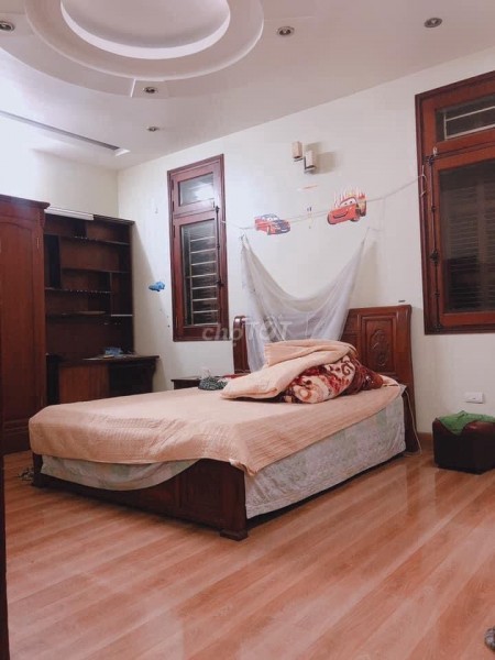 Bán nhà Nguyễn Lương Bằng, diện tích sử dụng 30m2, 5 tầng, giá bán 2.7 tỷ