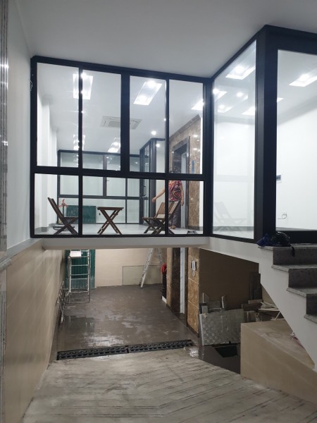 Bán tòa nhà văn phòng 9 tầng- Quan Nhân, sổ nở hậu đẹp, sẵn sàng sang tên