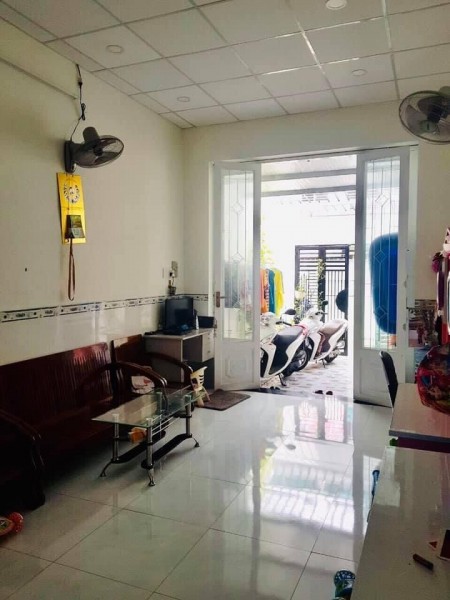 Bán nhà mới ở ngay HXH Thống Nhất, P10, 3PN lớn, diện tích 108m2, giá bán 6.5 tỷ