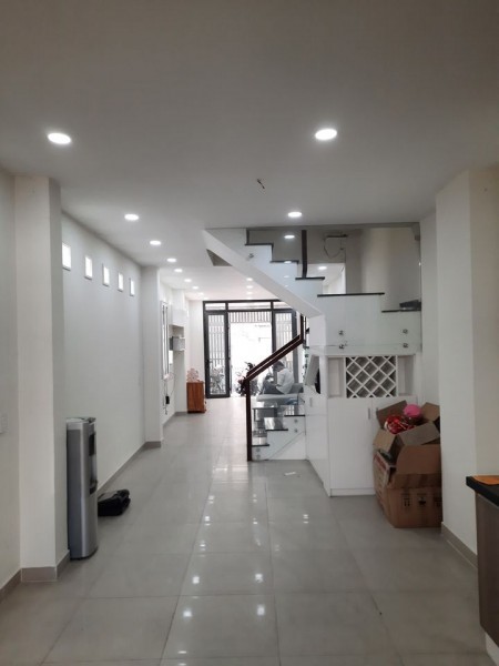 Bán nhà Phan Văn Trị, nguyên căn nhà mới vào ở ngay dt 39m2 giá bán 2.8 tỷ