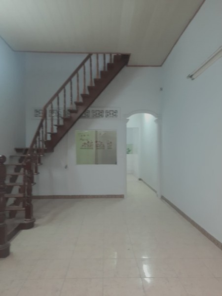 Chính chủ cần bán gấp nhà MT, Tân Quý Quận Tân Phú, diện tích 65m2, đúc 2 tầng.