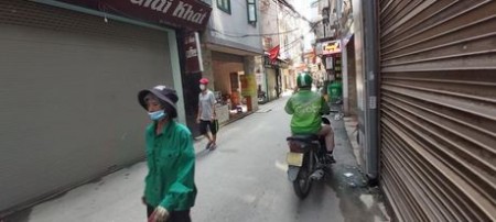 Pháo Đài Láng, Ngõ thông, Kinh doanh đỉnh, 10m ra phố, giá bán 5.4 tỷ thương lượng chính chủ
