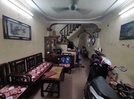 Cực hiếm bán nhà Nhân Chính ngõ mênh mong, mặt tiền khủng, dt 50m2, giá 3 tỷ