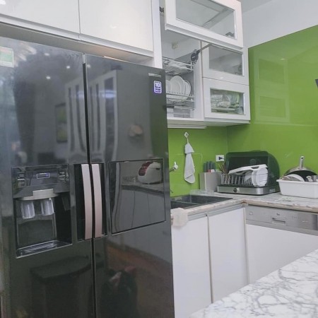 Siêu hiếm nhà đẹp ô tô đỗ cửa vái bước ra chợ, vỉa hè rộng dt 43m2, 4 tầng mt 5.5m