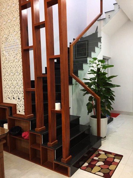Bán nhà Hoa Hậu Phố Vĩnh Hưng, diện tích sử dụng 35m2, giá bán 2.4 tỷ