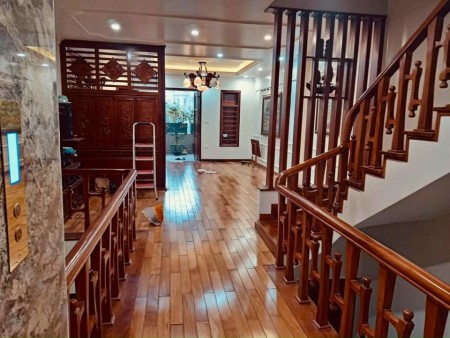 CC cần bán nhà Nguyễn Khang Yên Hoà, Cầu Giấy, Hà Nội, dt 81,3m2 thực tế hơn 90m2