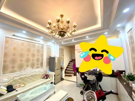 Bán nhà Cổ Linh Aeon Long Biên, nhà đẹp mê ly ô tô đỗ cửa, tiện ích đỉnh, 5 tầng, giá 4.2 tỷ