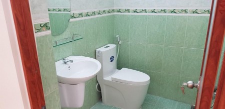 Nhà Quang Trung, Gò Vấp, Ô Tô Đỗ Cửa, dt 76m2, 4 tầng, giá bán 5.39 Tỷ