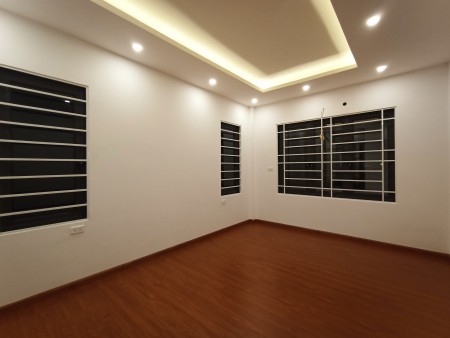 Bán nhà đẹp giá rẻ Phú Mỹ, sổ phân lo diện tích 45m2, giá bán 3.1 tỷ, lhcc