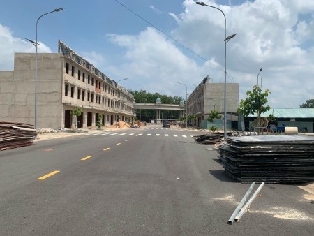 Duy nhất 1 nền 70m2 vị trí đẹp giá gốc CĐT, thanh lý lại 780tr, ngay cổng KCN VSIP2