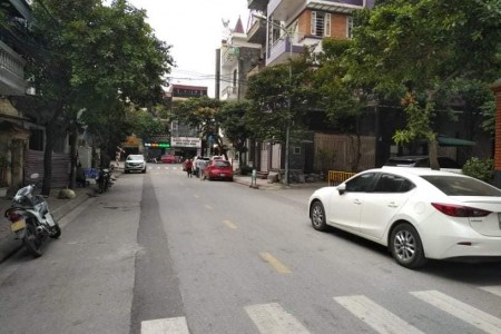 Biệt thự Sài Đồng dự án Vinhomes Riverside, diện tích 250m2, giá bán 16.2 tỷ