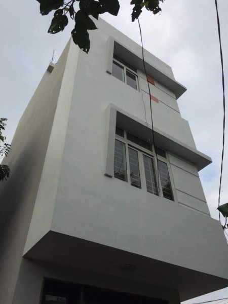 Bán nhà lô góc Trương Định Hoàng Mai, 4 tầng dt 35m2, đầy đủ công năng, giá chào 3.2 tỷ
