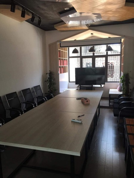 Nhà Quận Đống Đa, ô tô đỗ cử, nội thất sang trọng cho thuê 20 triệu/tháng giá 8.8 tỷ