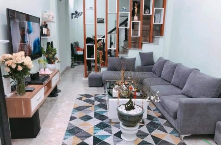 DUY NHẤT đường Giải Phóng quận Hai Bà Trưng bán nhà đẹp 5 tầng, giá nhỉnh 2 tỷ