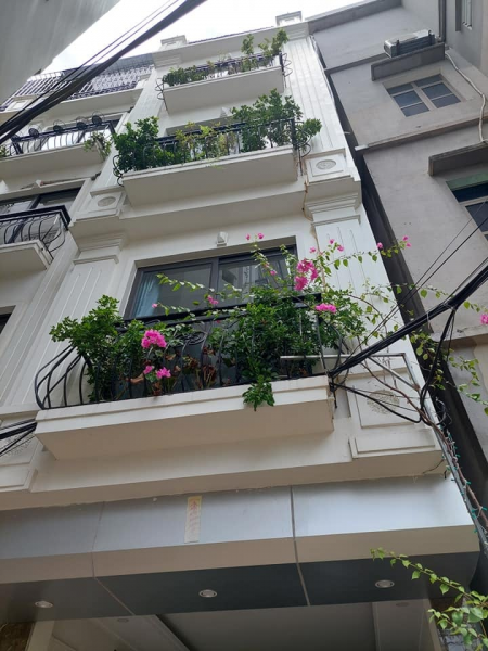 Chỉ 5.1 tỷ có nhà mới đẹp Gara ô tô tô 7 chỗ, Hồ Tùng Mậu diện tích 36m2, 5 tầng