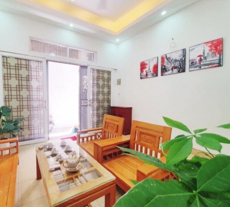 Bán nhà Khương Đình đẹp thoáng sáng ngõ thông thoáng, dt 32m2, giá 2.9 tỷ