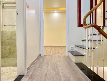 Bán nhà đẹp Mỹ Đình ngõ rộng nông tặng nội thất sổ đỏ nở hậu giá chỉ 3.65 tỷ