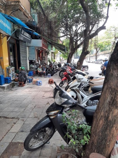 Vị Trí Có 1 Không 2 kinh doanh đỉnh cao phố Thanh Nhàn dt 42m giá 4.3 Tỷ