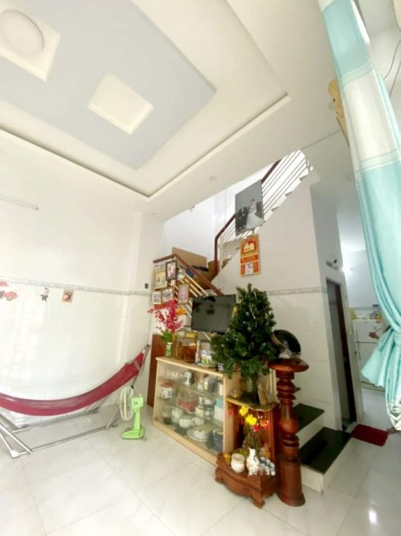 Cực hiếm ngang 5m, nở hậu 8.5m, dt 65m2, Phường 15, Quận Tân Bình, giá chỉ 4.5 tỷ