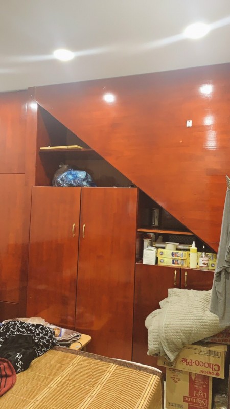 Bán nhà phố An Ninh, ph Quang Trung, TP HD, 2 tầng, mt hơn 6m, 2 ngủ, ngõ to, 1 tỷ 750