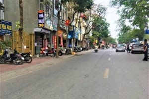 Bán nhà mặt phố Ngô Gia Khảm Long Biên kinh doanh vỉa hè 3 bước ra bx Gia Lâm giá 4.5 tỷ.
