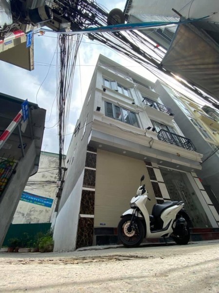 Bán nhà Quận Hoàng Mai, thoáng 3 mặt, ngõ chính rộng giá nhỉnh 3 tỷ, dt 32m2