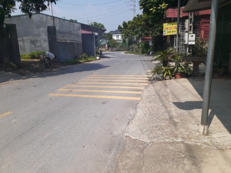 Chính chủ bán đất tặng nhà trục chính 302 Thiện Kế Bình Xuyên, pháp lí đủ, giá thoả thuận