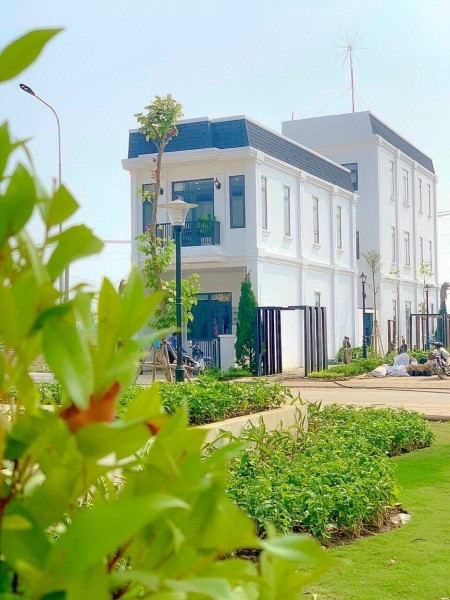 Bán đất nền dự án THE SOL CITY cạnh chợ Hưng Long, Bình Chánh, dễ dàng sỡ hữu chỉ tư 600tr