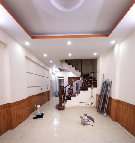 Bán nhà phố Quang Trung Quận Hà Đông diện tích 45m2 4 tầng đúc giá bán 2.3 tỷ