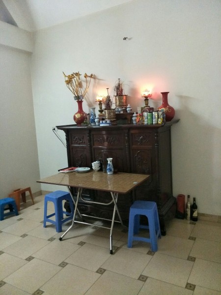 Cần bán gấp Biệt Thự đường Ngọc Thụy 156m2 x 4 tầng, 12m MT, giá 10.5 tỷ. Gara 2 Ô tô. Ở sướng.